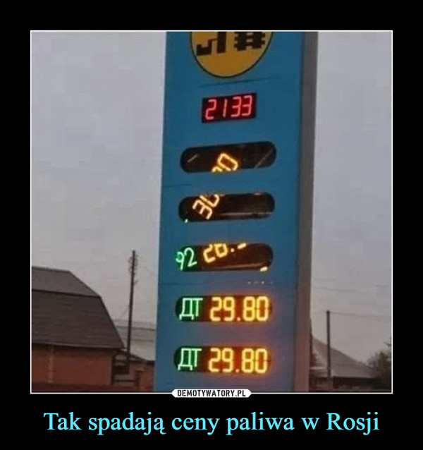 Tak spadają ceny paliwa w Rosji –  